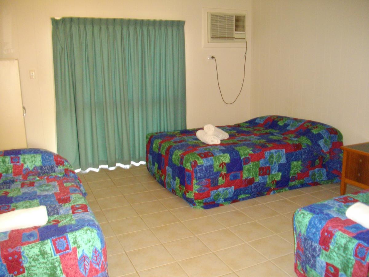 Kurrimine Beach Motel Екстер'єр фото